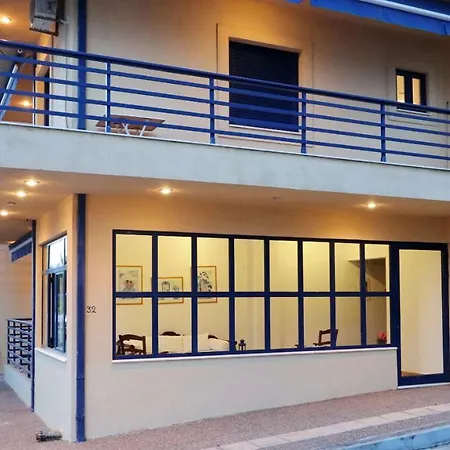 Ritsoni Aparthotel 3*