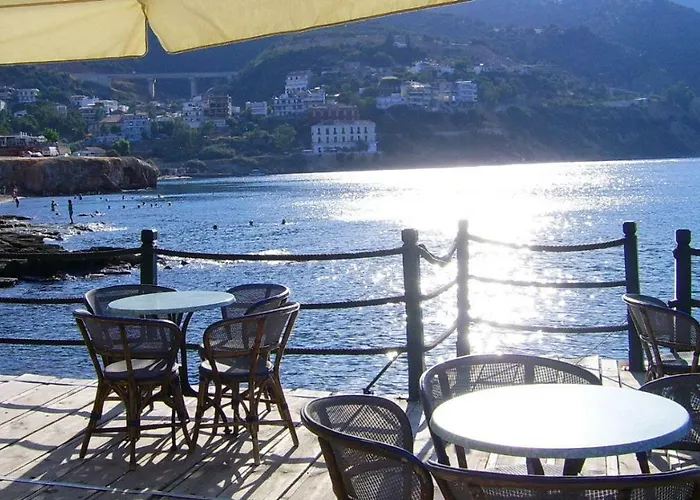 Aparthotel Ritsoni Edipsos